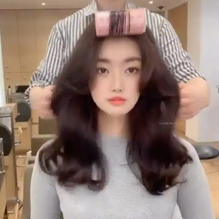 隨性自然又顯小臉！韓國天后們都愛的「大八瀏海」，一個髮捲就可以搞定！