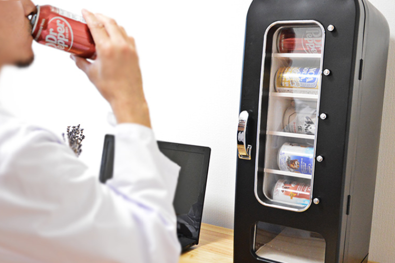 FotoJet - 2019-06-17T121123.142 - FotoJet - 2019-06-17T121123.142.jpg 飲料控怎能錯過?桌上型「懶人飲料販賣機」簡直是懶妹福音、買給男友也適合