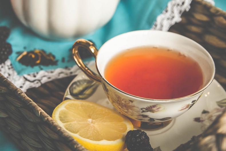 運動、餐前來一杯，熱量燒不停！日本爆紅減肥茶：紅茶加「番茄」