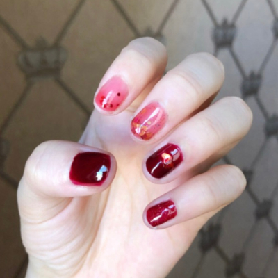 小紅書爆紅「莓果色」美甲，仙女都在擦！不挑膚色號稱宇宙顯白