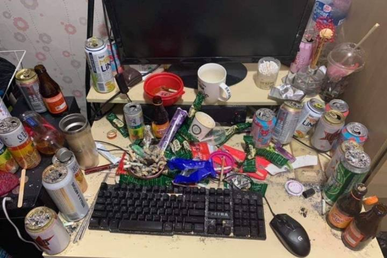 Tag房間最亂的她！韓國「最髒房間大賽」超可怕：垃圾山、衣服堆全都有