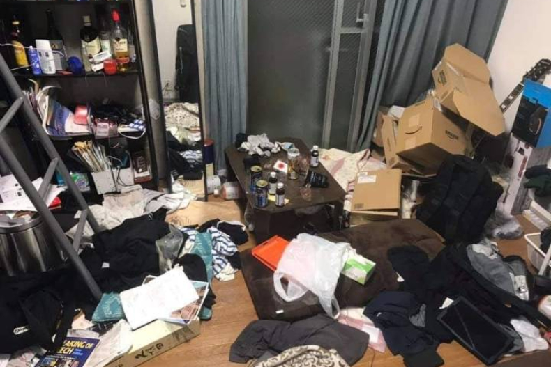 Tag房間最亂的她！韓國「最髒房間大賽」超可怕：垃圾山、衣服堆全都有
