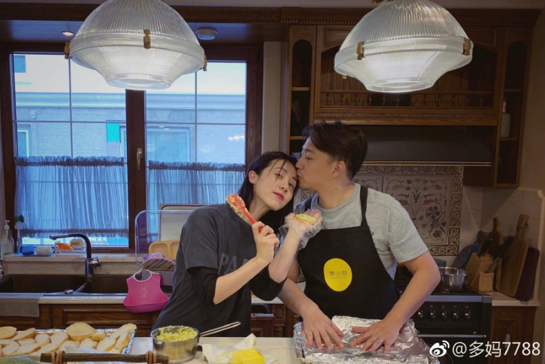 中年老夫妻也能甜如初戀！黃磊＆孫莉：愛情不罕見，長久婚姻裡的愛情才罕見