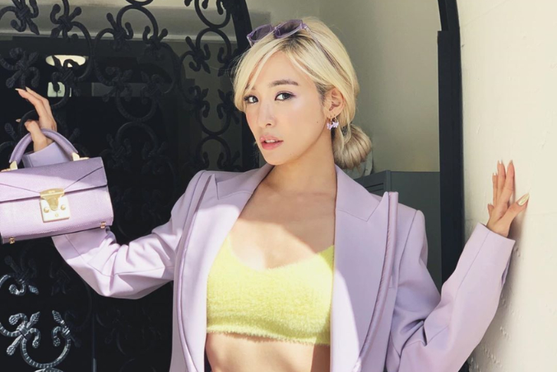 熱天氣「頭髮黏脖子」很不爽?少女時代Tiffany「超模風低包頭」氣質爆表又省事