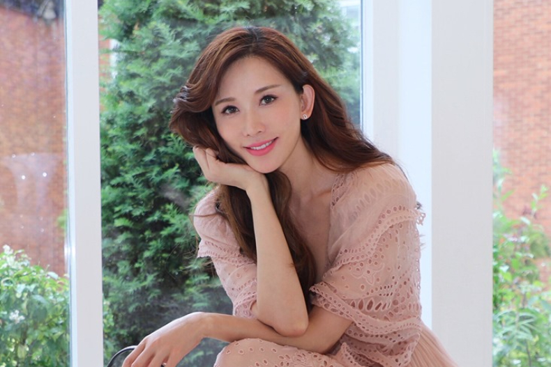 「她總是笑著接受真實的我」，這些姐姐級女星讓弟弟老公忍不住瘋狂寵愛