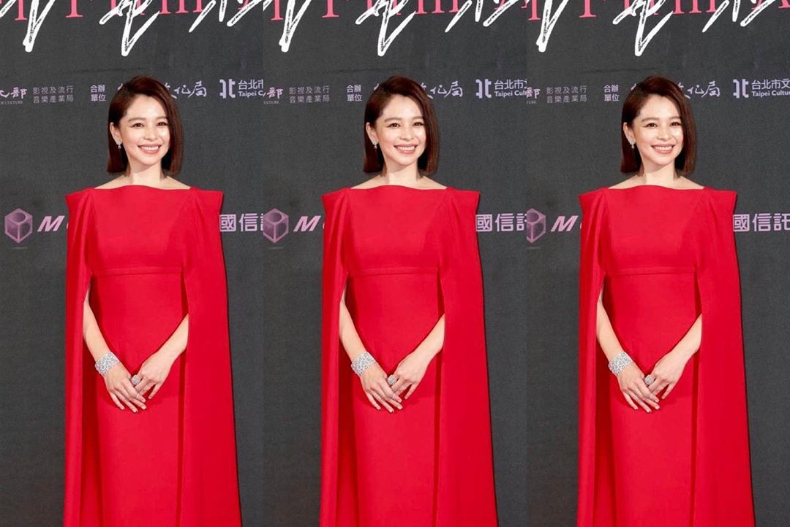 不用像妹子！林心如、徐若瑄微熟逆齡「肩上大旁分髮」才吸引人