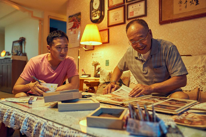 國民爺爺李順載真摯演技感動人心!電影《忘了浪漫,記得你》中罹患失智仍不忘癡心守護妻子