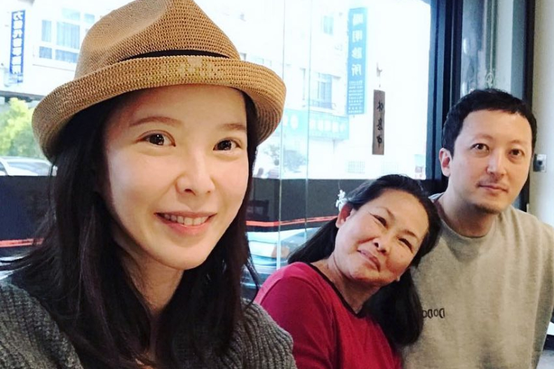 天心套上古典韓服拍攝婚紗照!遠距離婚姻從未吵架,全靠這一招融化老公