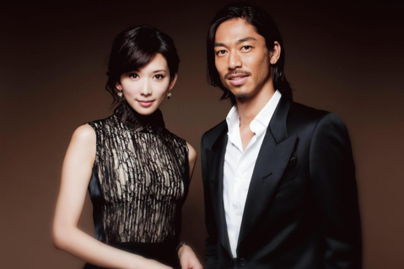 be09737c-1bec-4f1a-bdc0-35be3f1f0c58 - be09737c-1bec-4f1a-bdc0-35be3f1f0c58.jpg 世紀牽手照曝光!婚宴倒數5天,志玲姊姊緊握老公手甜稱「姊夫」