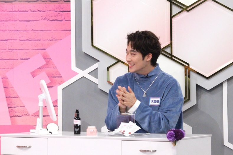 【節目資訊】11／21 達人不藏私 最強美妝版主推什麼？