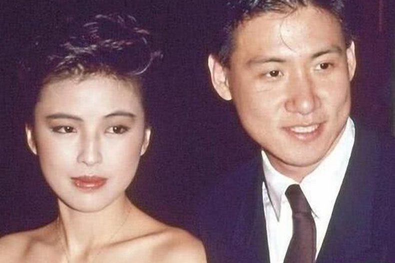 第一次見面就觸電！24年婚姻超甜蜜，張學友寵妻法則：愛她，就讓她做喜歡的事