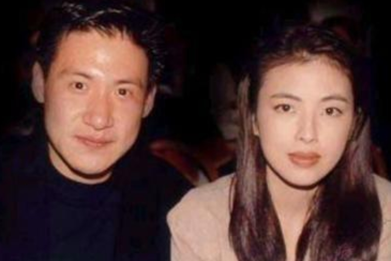 第一次見面就觸電！24年婚姻超甜蜜，張學友寵妻法則：愛她，就讓她做喜歡的事