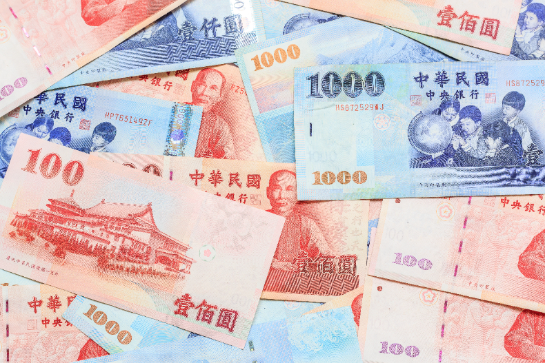 免排隊「新鈔攻略」在此!把握這5天,454個銀行郵局任你換