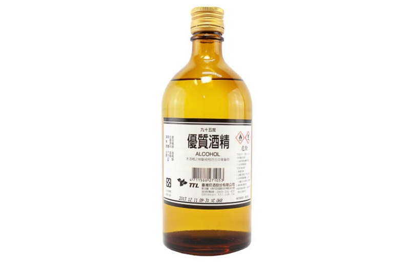 買不到酒精、分裝罐別慌！台酒「75％防疫酒精」開賣，還有隨身小瓶版