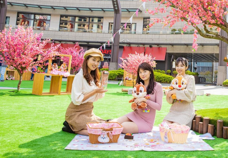 小飛象櫻花耳太Q了吧！「迪士尼櫻花快閃店」北中南3家齊發，限定野餐組必收