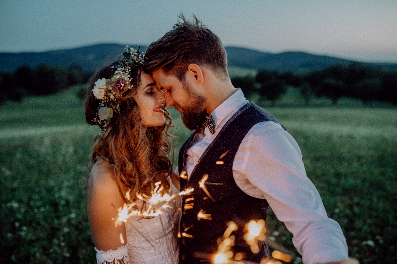 別再問我什麼時候要結婚了！英國專家：沒有小孩的未婚女性長壽又快樂
