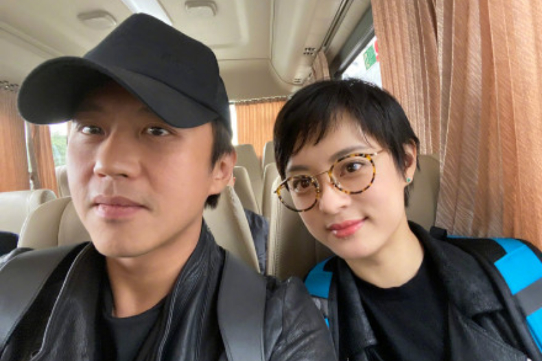 幽默是種浪漫！鄧超「豬隊友」舉動又讓老婆笑了，孫儷：這是什麼操作？