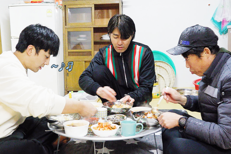 車勝元《一日三餐》秀美食！孫浩俊吃到「火燒屁股」，孔曉振、李光洙搶著拜訪