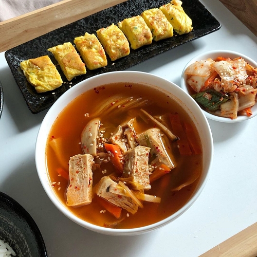 01.juiyingiscooking 95017353 218891036226450 8610115560017167854 n - 01.juiyingiscooking_95017353_218891036226450_8610115560017167854_n.jpg 只要改變中餐!日網友實測一個月能瘦3公斤的「凍豆腐減肥法」