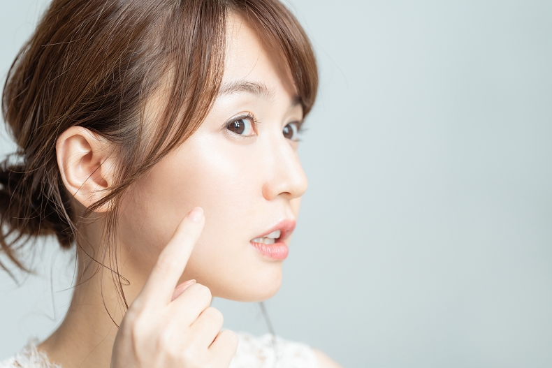 改善「衰老型毛孔」的2不3要！上粉底再也不怕冒出討厭的白芝麻粒～