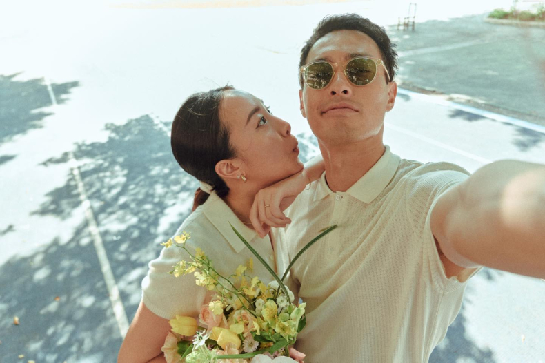  恭喜！楊祐寧登記結婚，曬「一家三口」合照放閃
