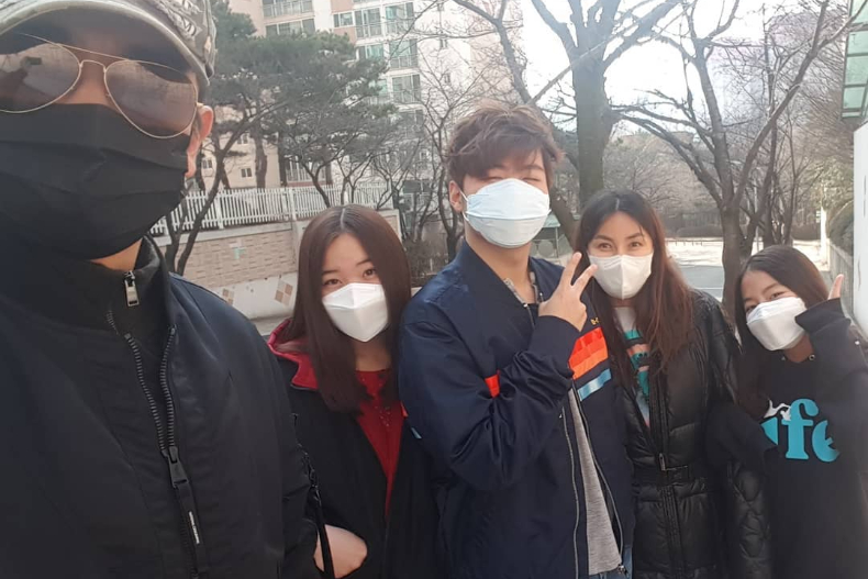 結婚25年卻比熱戀還甜!車仁表在老婆面前像個小男孩,撒嬌、親吻、討關心