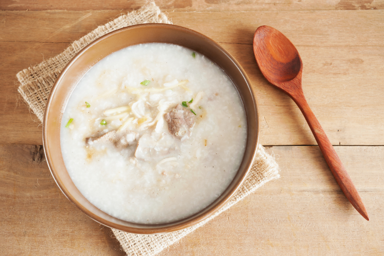 少量多餐！腸胃炎能安心吃的「4種食物」公開：蘋果、香蕉能助止瀉