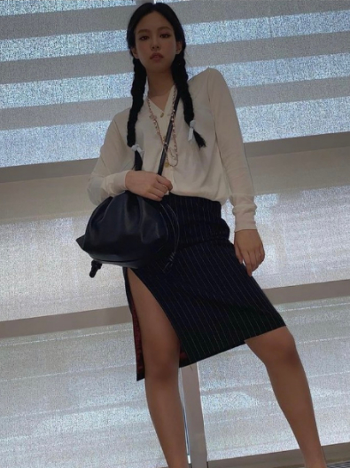 FotoJet (1) - FotoJet (1).jpg 保暖又性感!蔡依林、趙麗穎、Jennie「針織衫」搭配範本,5種穿搭技巧輕鬆駕馭