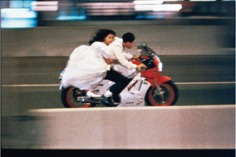 《天若有情》30周年再上映!劉德華、吳倩蓮「重機私奔」勾回憶,網淚崩:心好痛