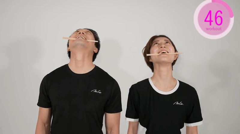 咬住！零技巧筷子瘦臉操，每天10分鐘矯正不對稱大小臉
