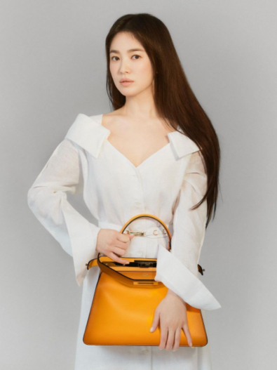 根本仙女等級！宋慧喬IG釋出全新「氣勢美照」，網友：喜歡喬妹的氣質，那才是美