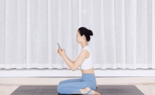 消滅大腿贅肉沒有這麼難！懶人居家4動作，讓大腿「前中後內」狠狠瘦一圈
