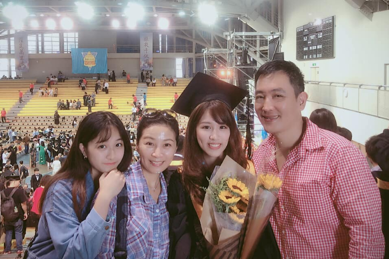 離婚15年不再婚！55歲方文琳享受單身：不想再遷就另一半，自己開心最重要