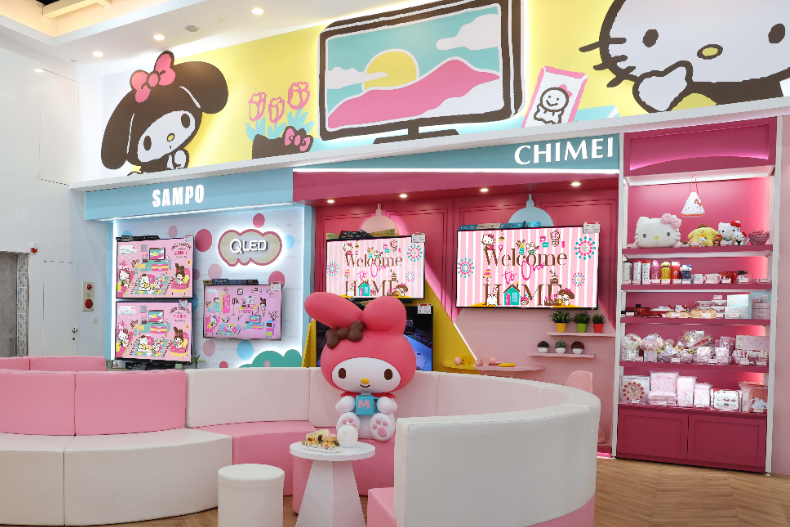 純白青春系「Kitty電鍋」一定要收！全國電子Ｘ三麗鷗首間聯名店，獨家提袋、口罩只送不賣