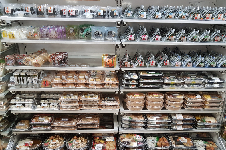 早餐「麵包＋牛奶」是地雷組合？男大生連吃4個月後洗腎，營養師授健康吃法