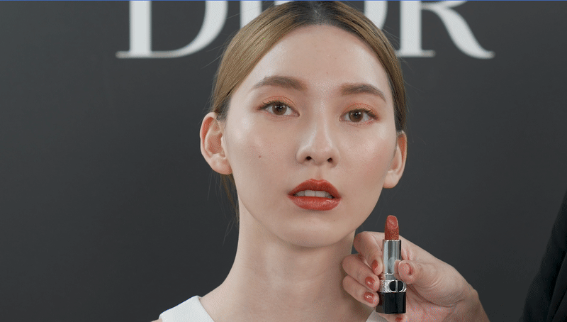 閃爆眼球~Dior、YSL推出絕美限量「星砂唇膏」!趁7月7日國際親親日快收一波~