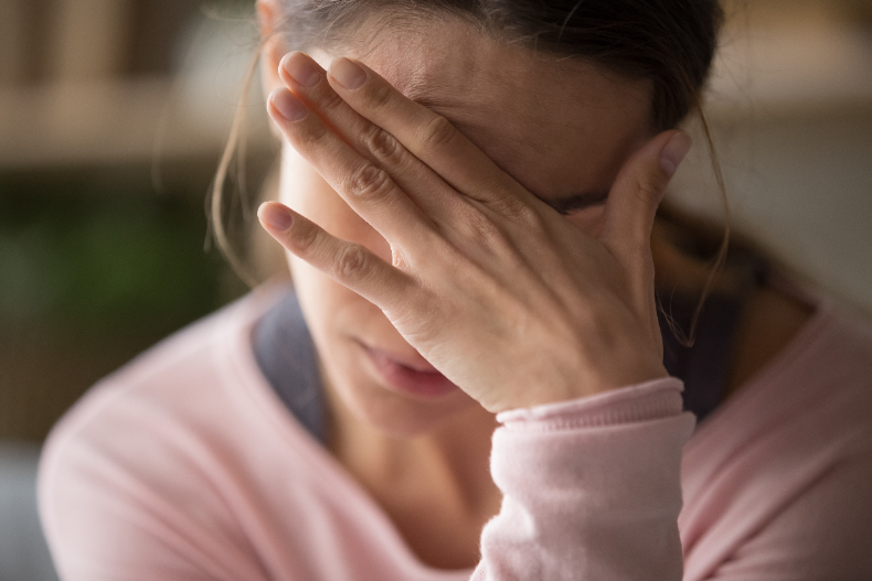 KIMIKO一天只睡4小時，恐患「自律神經失調」！專家：打扮性感有助緩解
