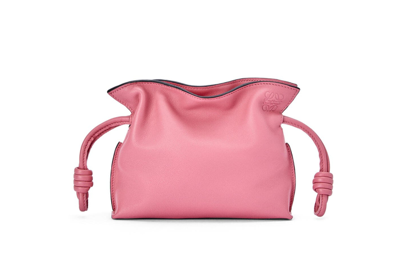 瞬間擊中少女心！LOEWE推出「迷你包禮盒」，５種經典包款＋售價一次看懂
