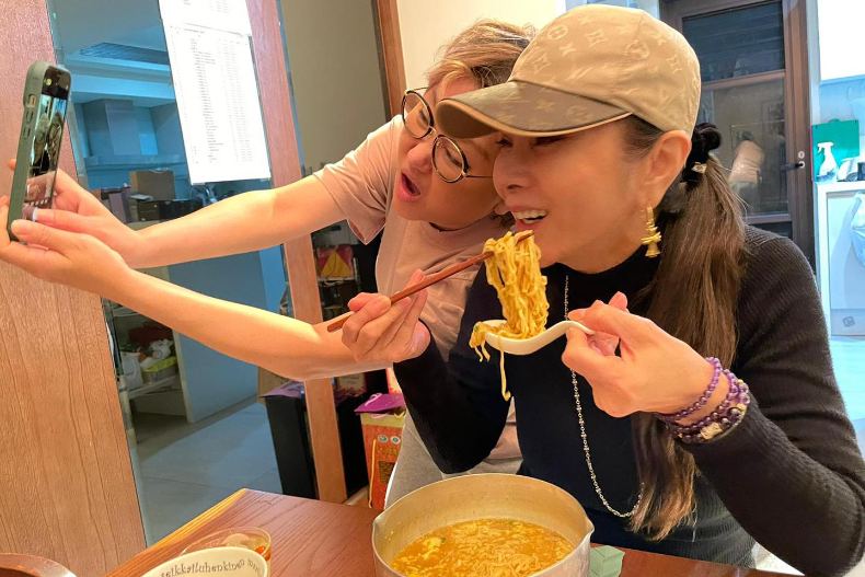 有一種閨密叫做陳美鳳＆藍心湄！藍教主真心話：在她的身上，我看到堅強、學會放下