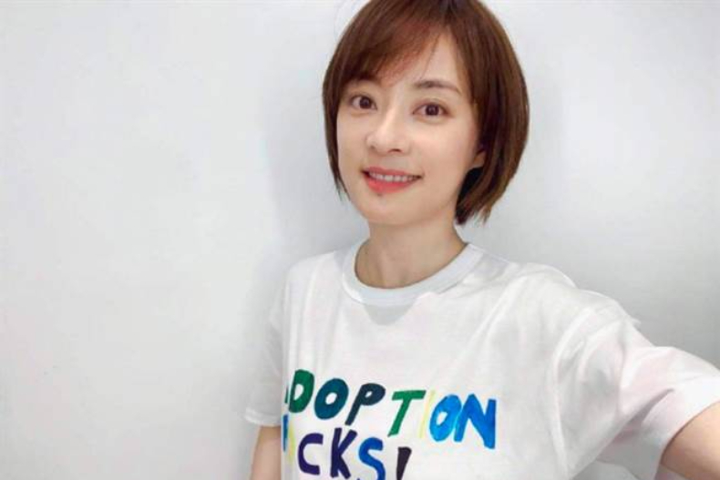 「婚後該跟公婆住?」孫儷結婚11年恩愛如初,吐露「精闢分析」:讓大家有個人空間比較好