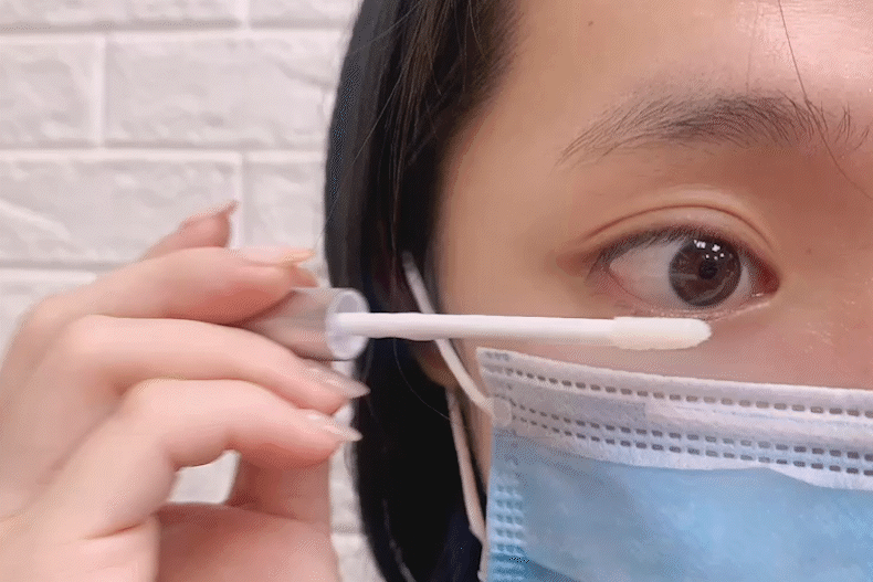 睫毛變長超有感！懶人必備CP值超高、網友狂推一擦就濃密，還能讓睫毛頭好壯壯