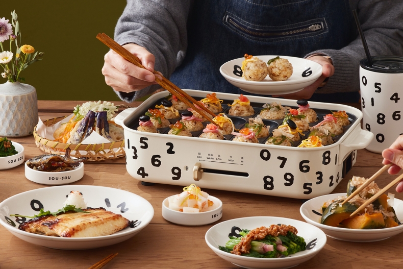 ▲替換烤盤就可以烹煮不同異國料理