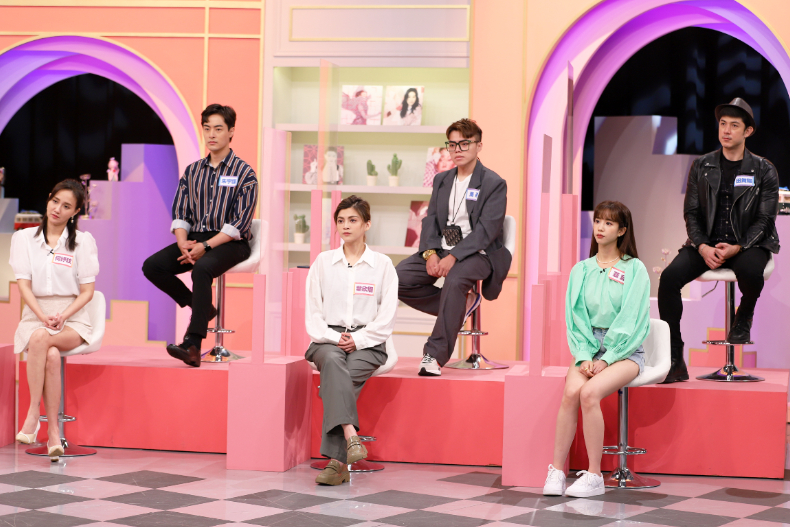 ▲女大來賓（由左至右）：何妤玟、朱宇謀、葉欣眉、海產、若熙娘娘、田舞陽