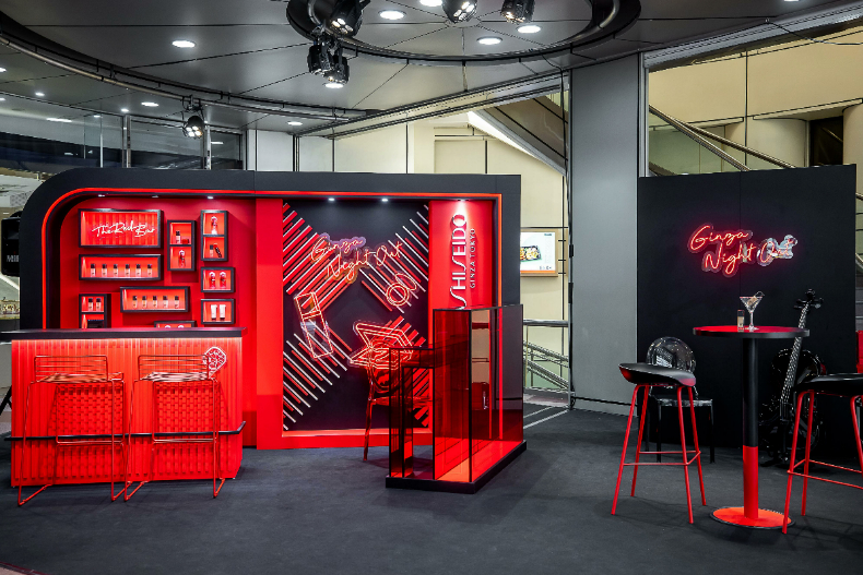資生堂帶你一秒飛東京！最潮「THE RED BAR」開張！超Q美妝啤酒罐直接帶回家
