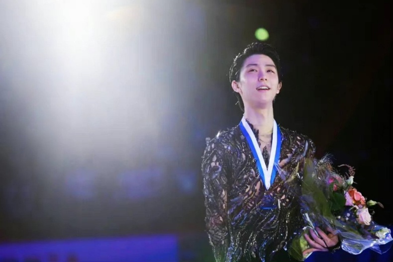 花滑王子羽生結弦宣布退役！10金句帶你回顧選手生涯，超經典「小熊維尼雨」