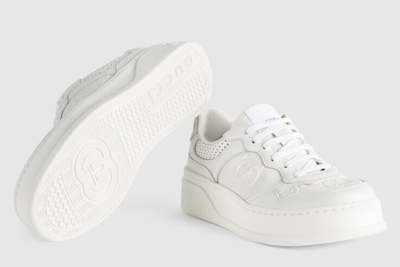 ▲GUCCI GG印花壓紋運動鞋，NT.27,600