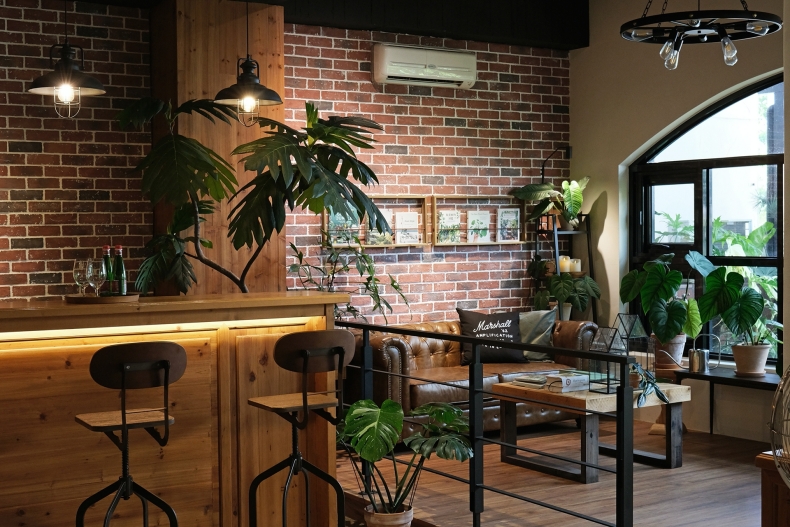 全台8家療癒系植物店推薦：台北「有肉」南歐街景、台中「酉」圓弧玻璃溫室