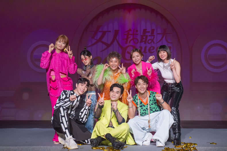 現場直擊！藍心湄超辣裝扮登場，歡慶女人我最大20歲生日快樂