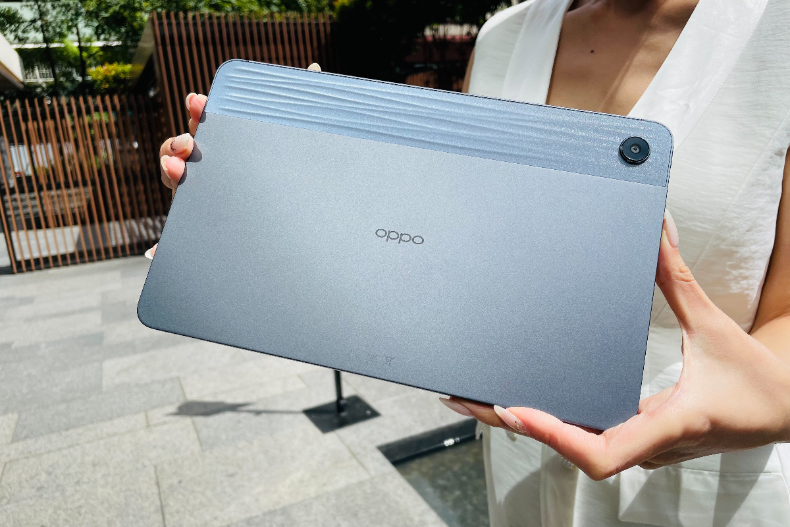 OPPO「 Reno8 Z」夕陽金折射美翻！vivo「V25 5G人像旗艦機」炫目4色