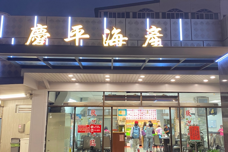 巨萌米奇、米妮降落台南!2022迪士尼慶典第2波可愛登場,周邊景點餐廳一次看